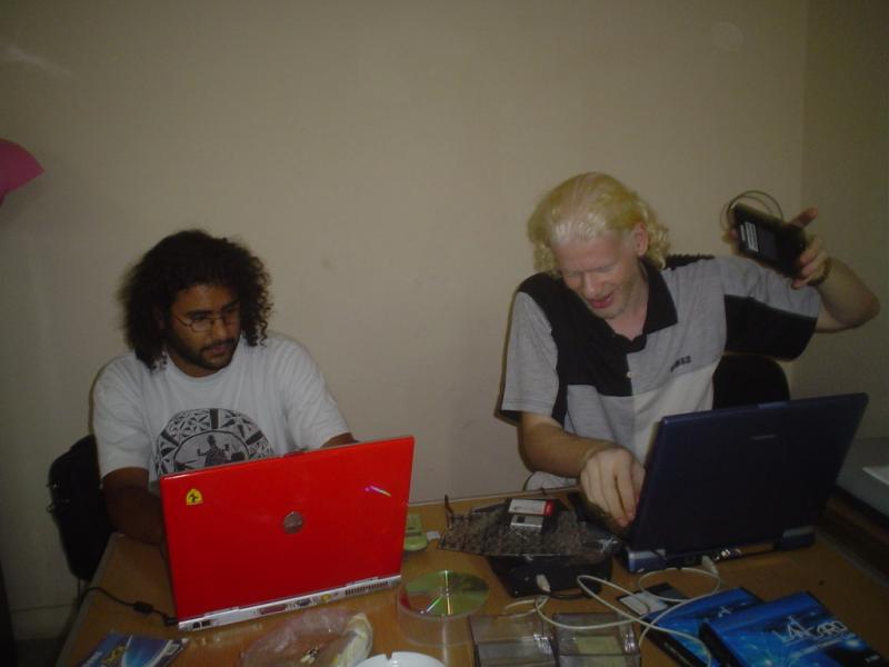 Installing the GNU/Linux server